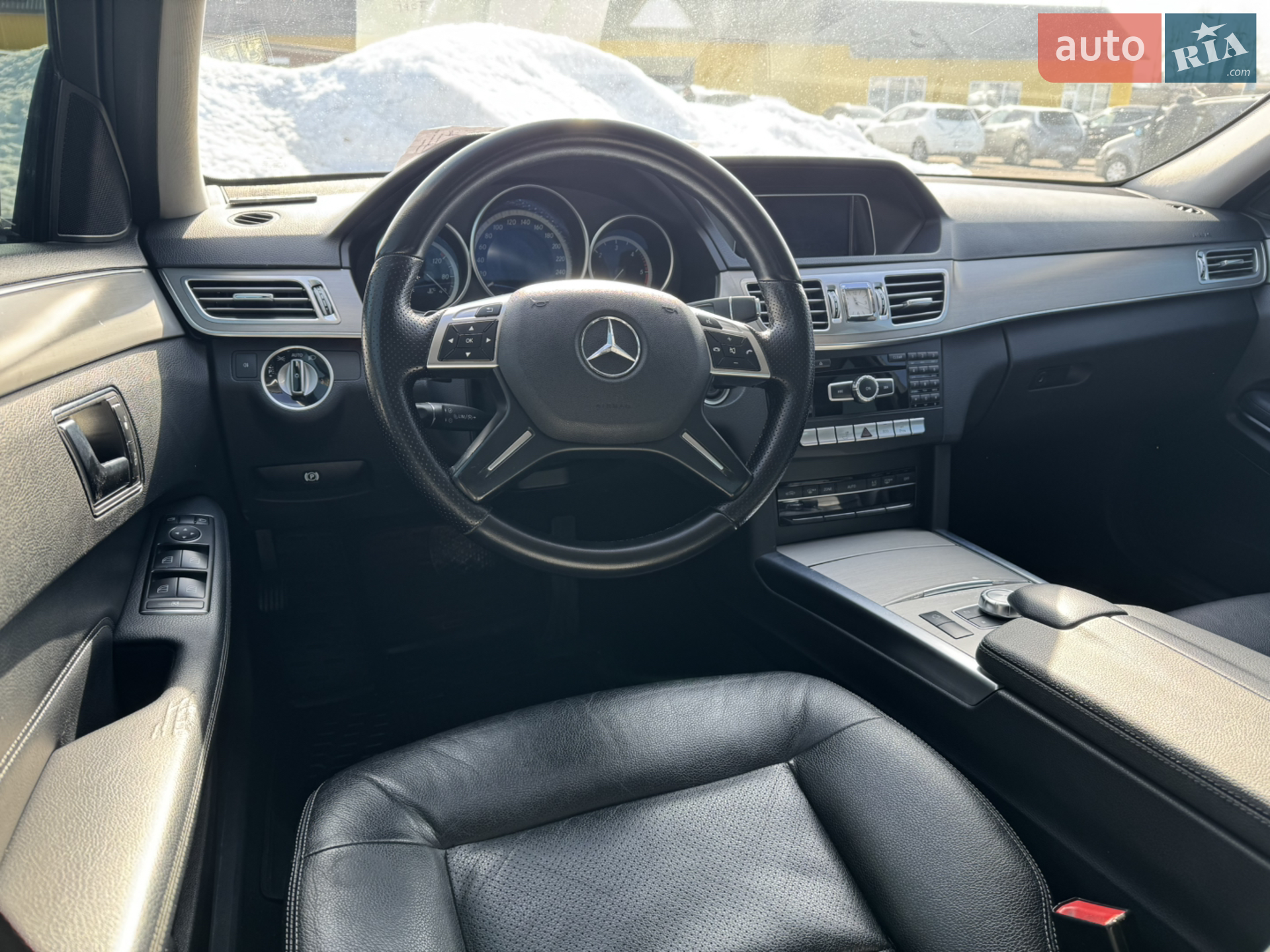 2013 Mercedes-Benz E-klasse - мініатюра 17