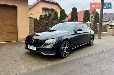 Седан Mercedes-Benz E-Class 2017 в Сваляві