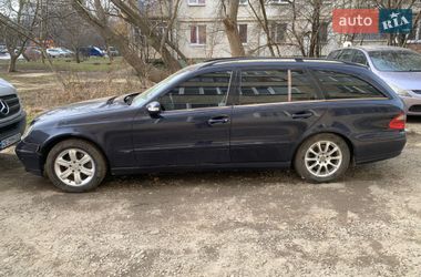 Універсал Mercedes-Benz E-Class 2004 в Чернівцях