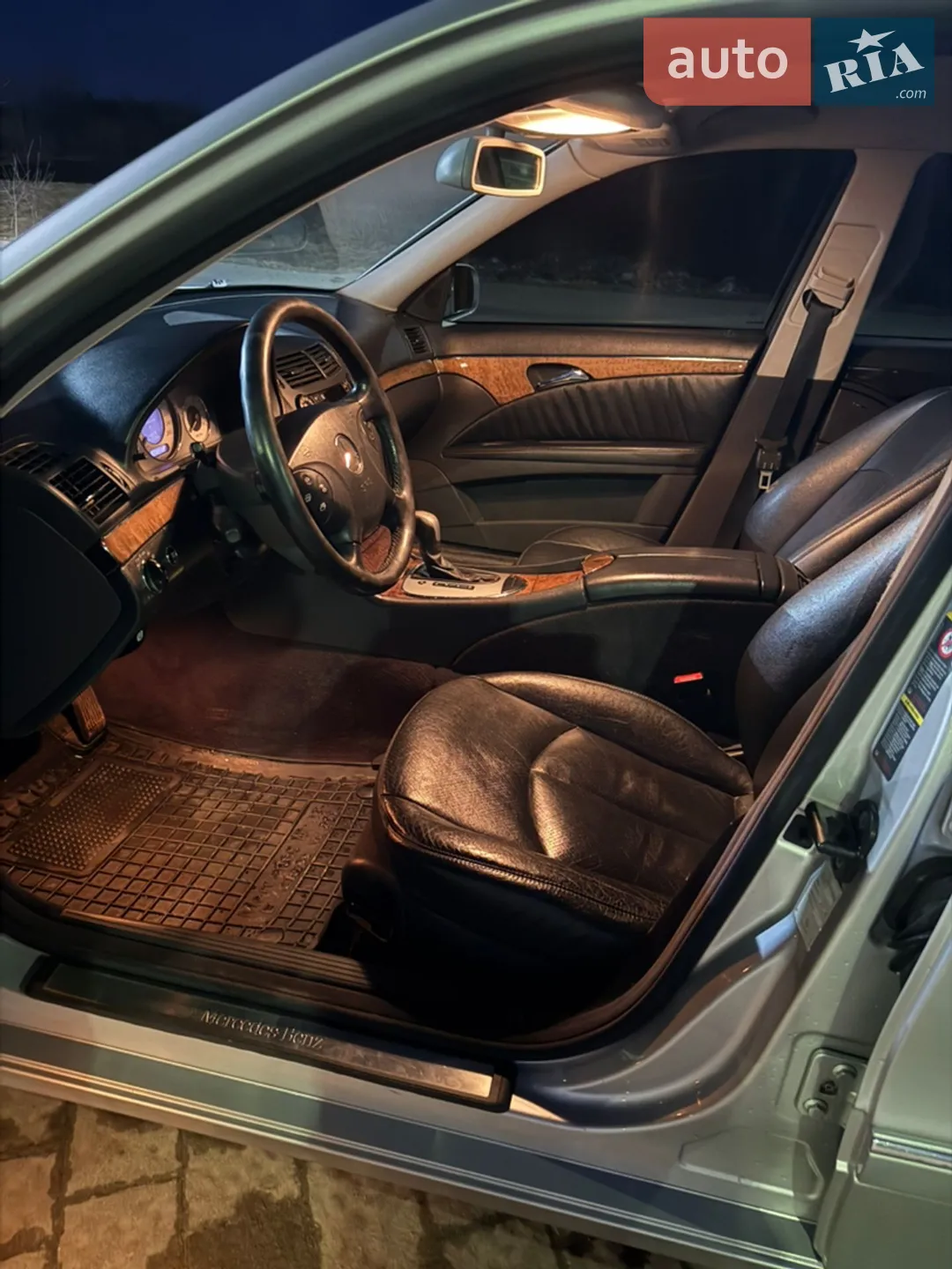 Mercedes-Benz E-Class 2005 VIN WDB2110231A751557 фото оголошення 14 з 29