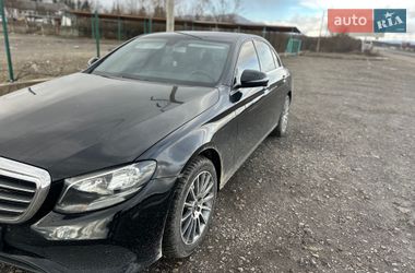 Седан Mercedes-Benz E-Class 2017 в Ужгороде