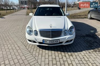 Универсал Mercedes-Benz E-Class 2009 в Львове