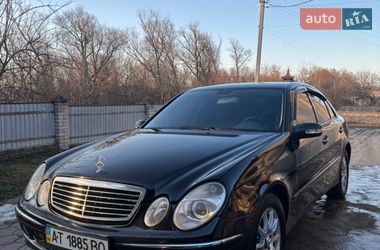 Седан Mercedes-Benz E-Class 2004 в Черновцах