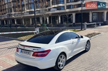 Купе Mercedes-Benz E-Class 2012 в Києві