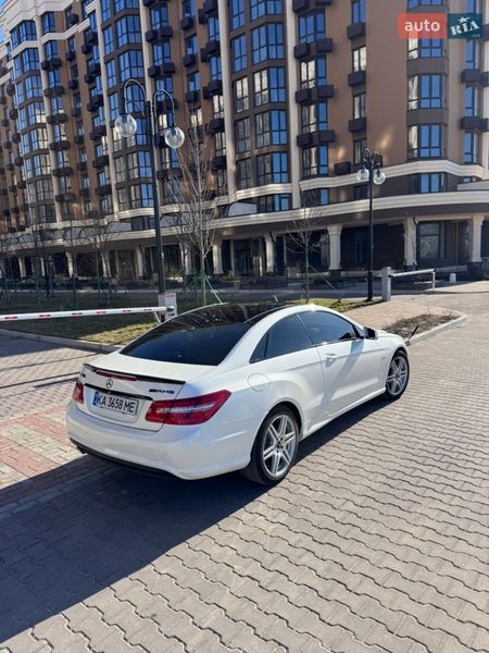 Mercedes-Benz E-Class 2012