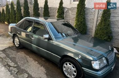 Седан Mercedes-Benz E-Class 1994 в Черновцах