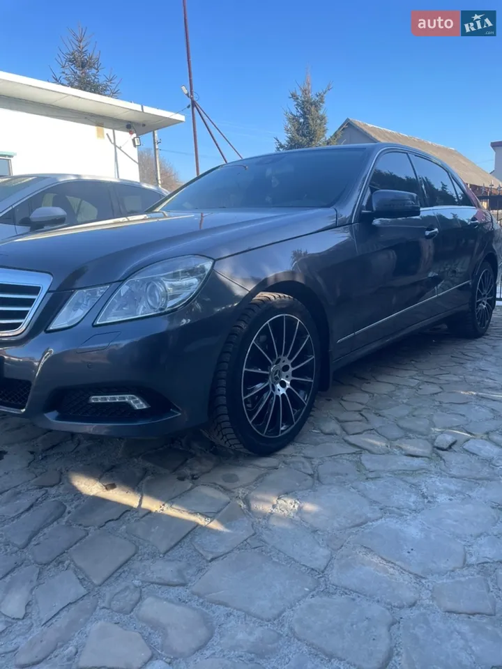 2010 Mercedes-Benz E-klasse - мініатюра 44