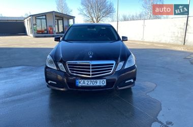 Седан Mercedes-Benz E-Class 2010 в Києві