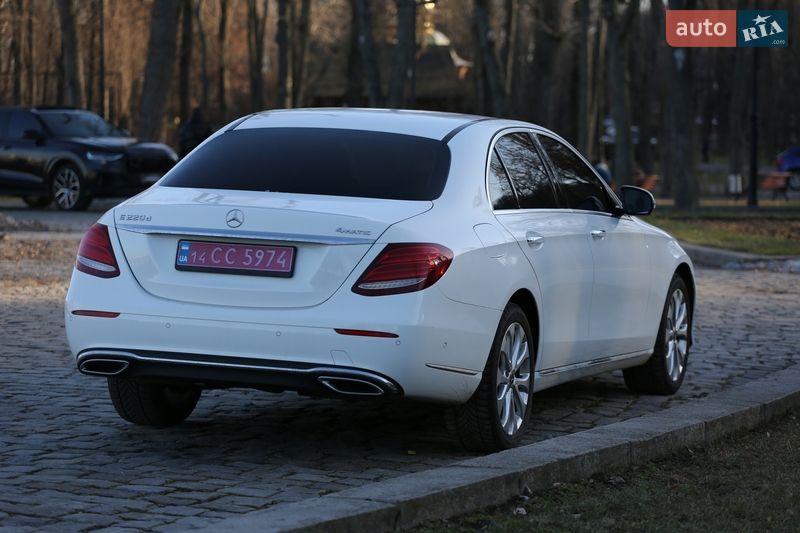 Седан Mercedes-Benz E-Class 2018 в Киеве