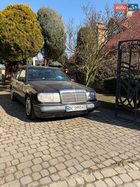 Mercedes-Benz E-Class 1989