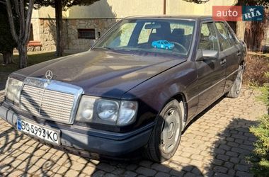 Седан Mercedes-Benz E-Class 1989 в Львові