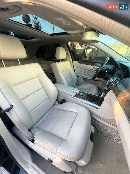 Седан Mercedes-Benz E-Class 2014 в Черновцах