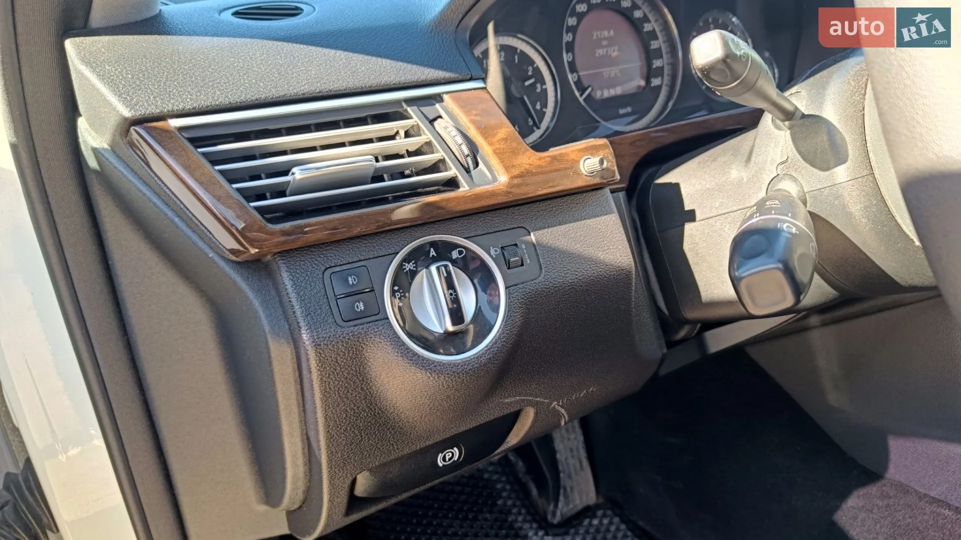 2010 Mercedes-Benz E-klasse - мініатюра 14