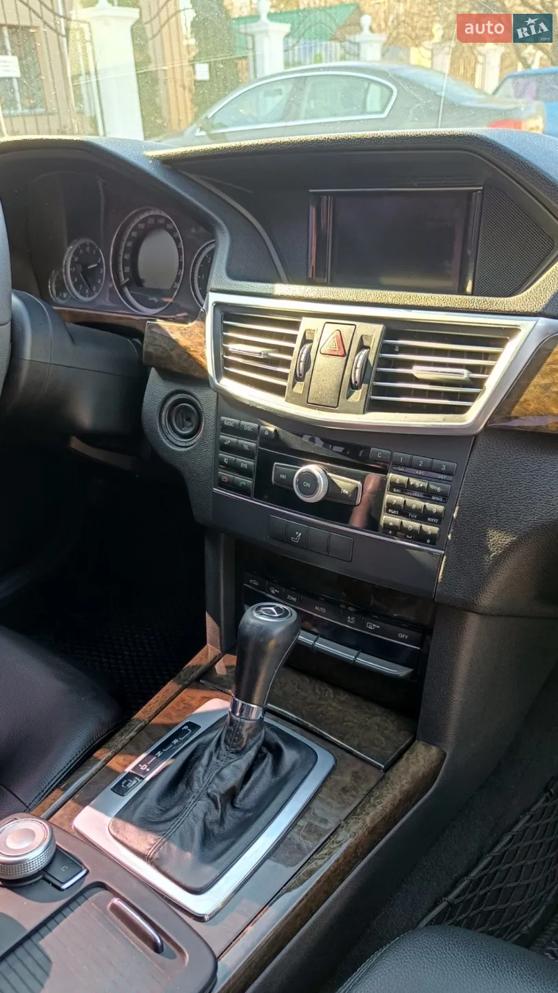 2010 Mercedes-Benz E-klasse - мініатюра 21