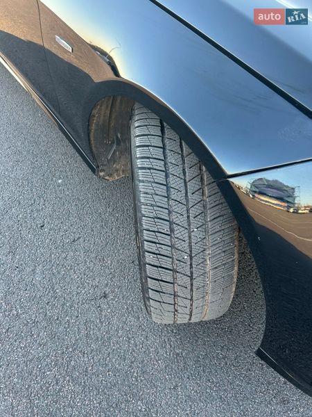 Седан Mercedes-Benz E-Class 2011 в Ровно