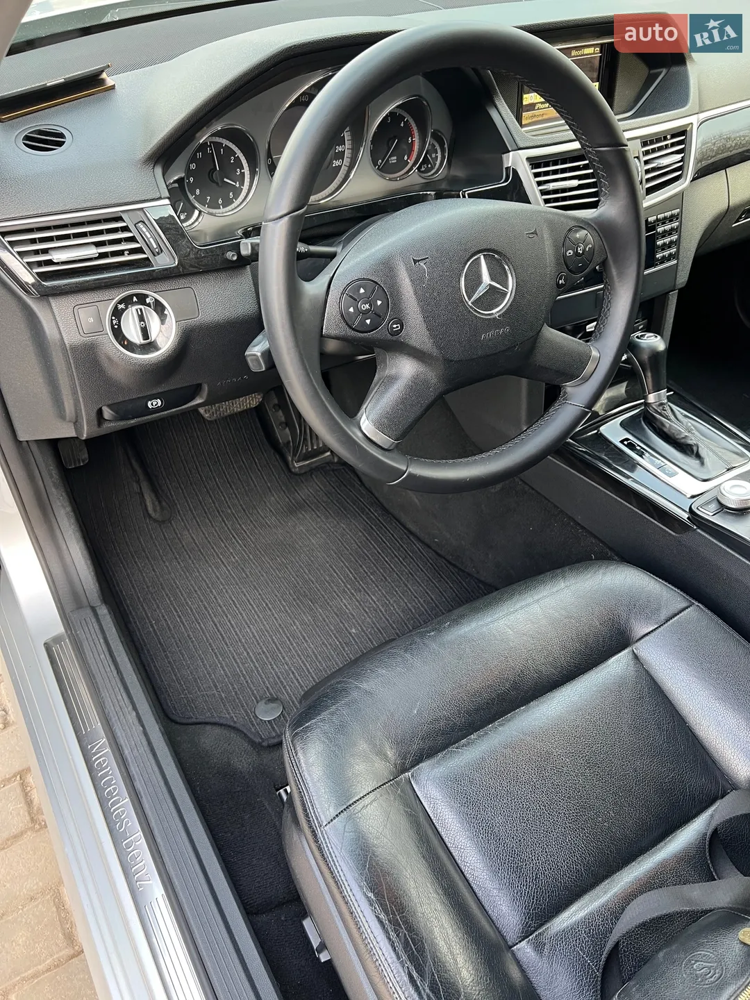 2011 Mercedes-Benz E-klasse - мініатюра 38