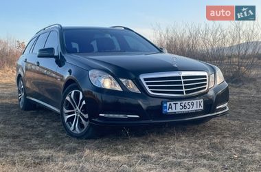 Універсал Mercedes-Benz E-Class 2011 в Надвірній
