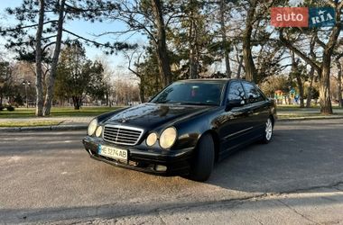 Седан Mercedes-Benz E-Class 2001 в Николаеве