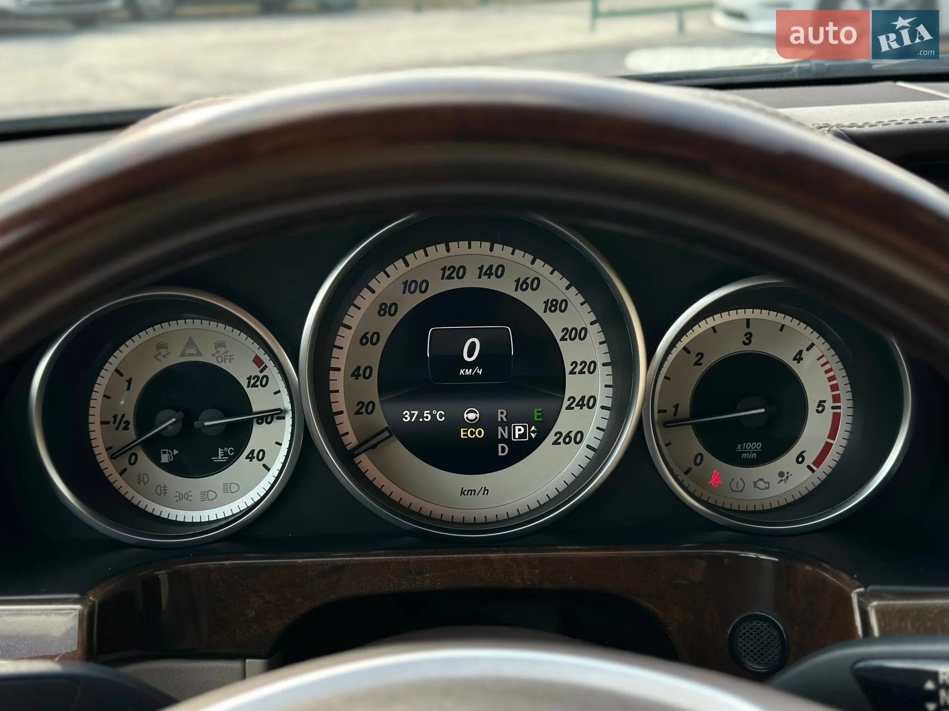 2013 Mercedes-Benz E-klasse - мініатюра 44