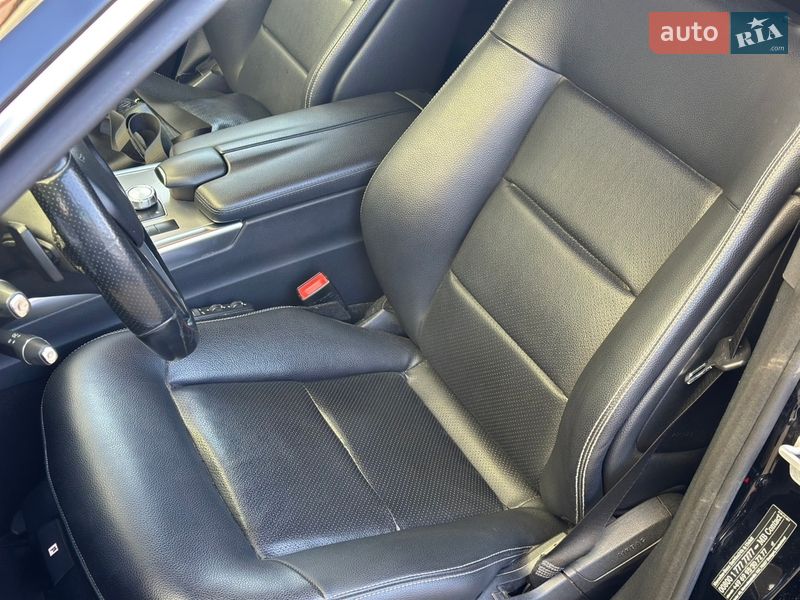 Универсал Mercedes-Benz E-Class 2013 в Ивано-Франковске