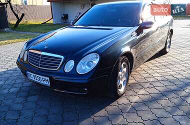 Седан Mercedes-Benz E-Class 2006 в Новому Розділі