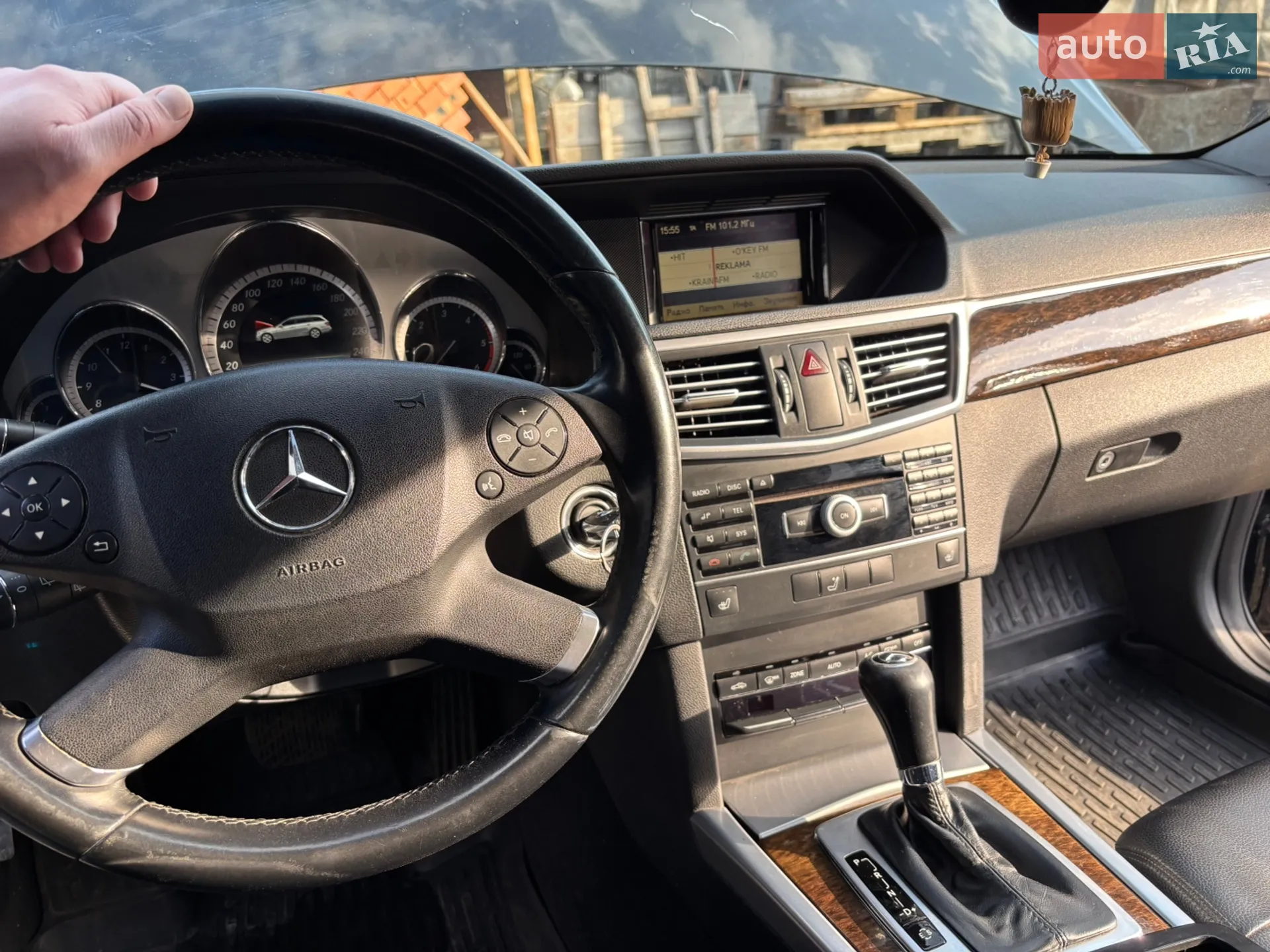 2010 Mercedes-Benz E-klasse - мініатюра 19