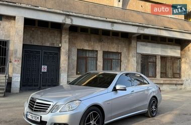 Седан Mercedes-Benz E-Class 2010 в Івано-Франківську