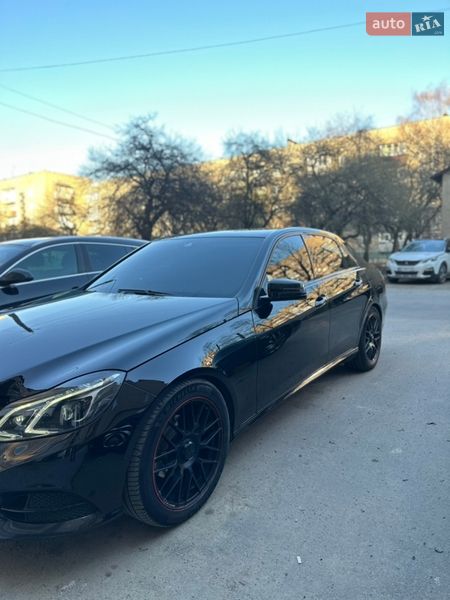 Седан Mercedes-Benz E-Class 2013 в Коломые