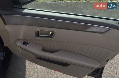 Седан Mercedes-Benz E-Class 2010 в Киеве