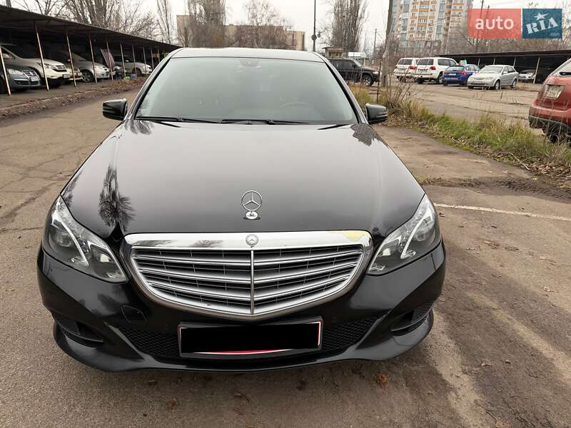 Mercedes-Benz E-Class 2012