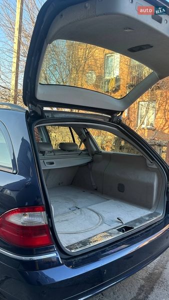 Mercedes-Benz E-Class 2004