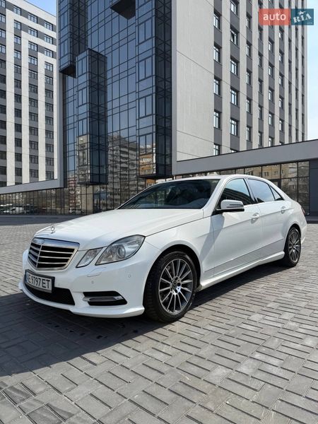 Mercedes-Benz E-Class 2013 Mercedes-Benz E-Class 2013