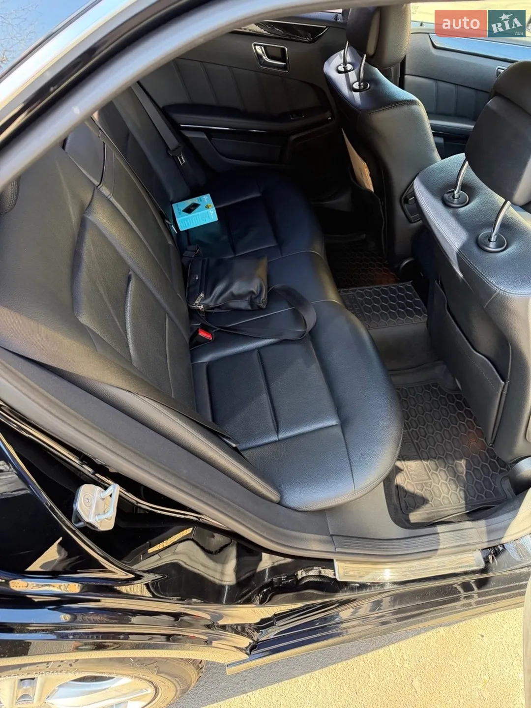 2010 Mercedes-Benz E-klasse - мініатюра 21
