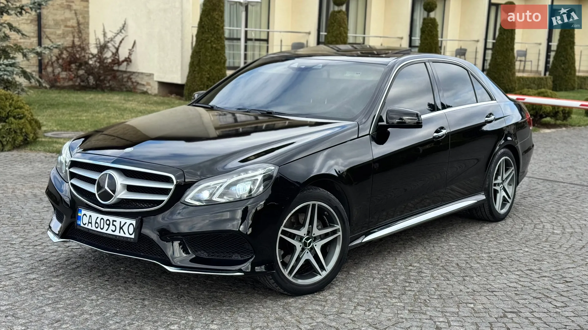 2014 Mercedes-Benz E-klasse - мініатюра 3