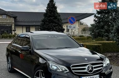 Седан Mercedes-Benz E-Class 2014 в Львове
