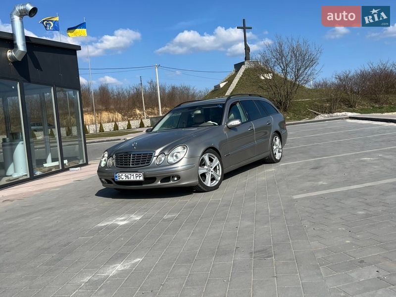 Универсал Mercedes-Benz E-Class 2004 в Мостиске
