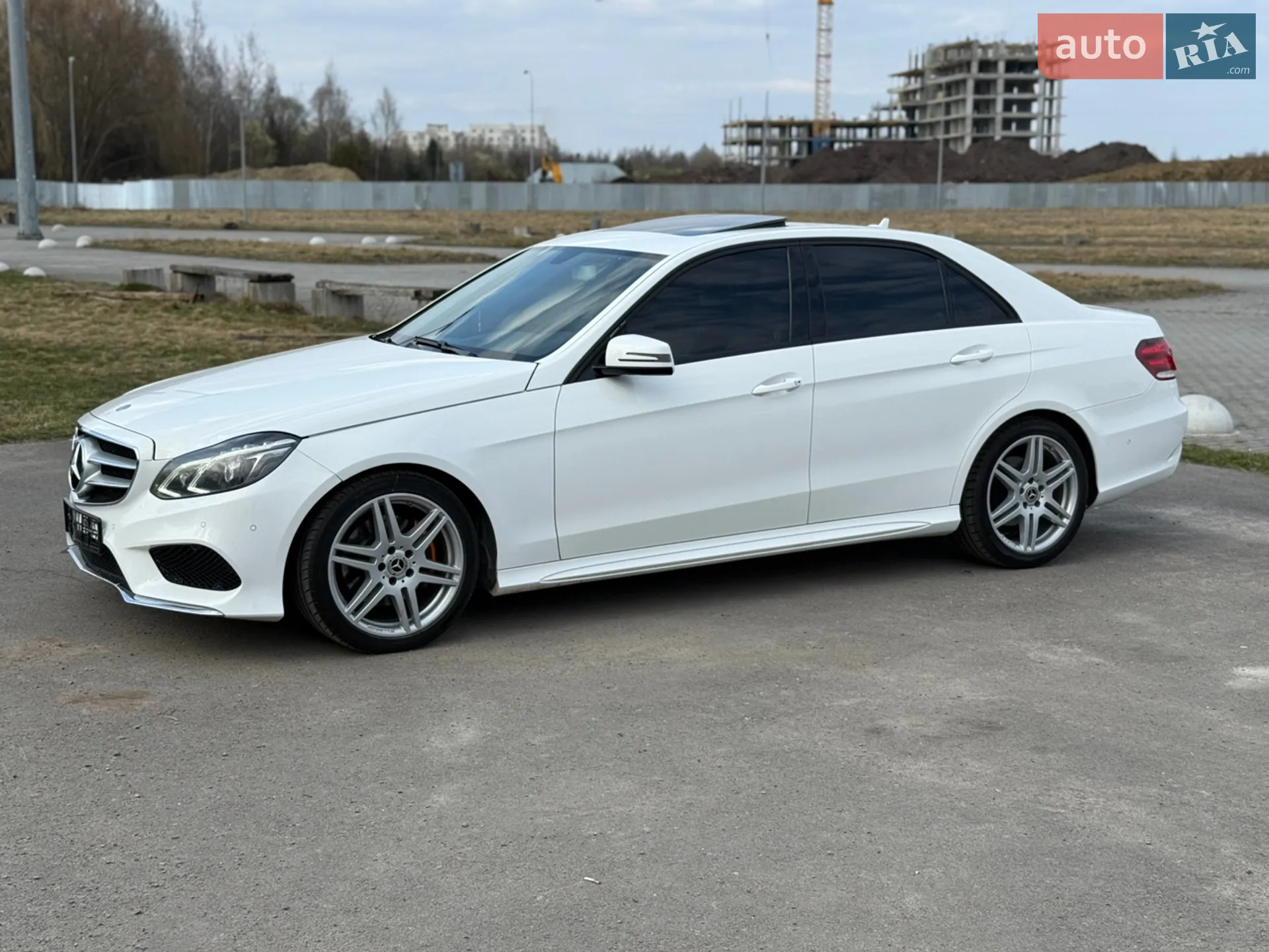 2015 Mercedes-Benz E-klasse - мініатюра 32
