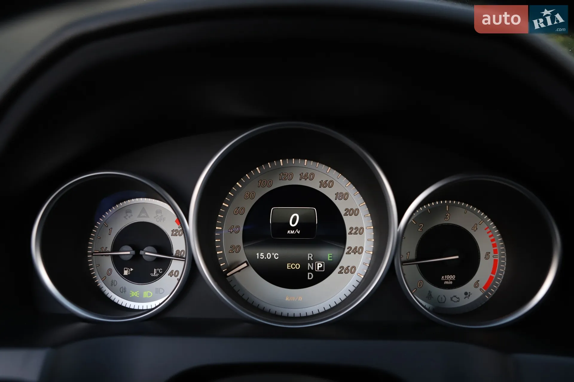 2015 Mercedes-Benz E-klasse - мініатюра 63