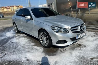 Седан Mercedes-Benz E-Class 2013 в Ужгороді