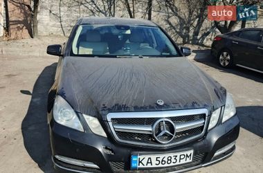 Седан Mercedes-Benz E-Class 2012 в Києві