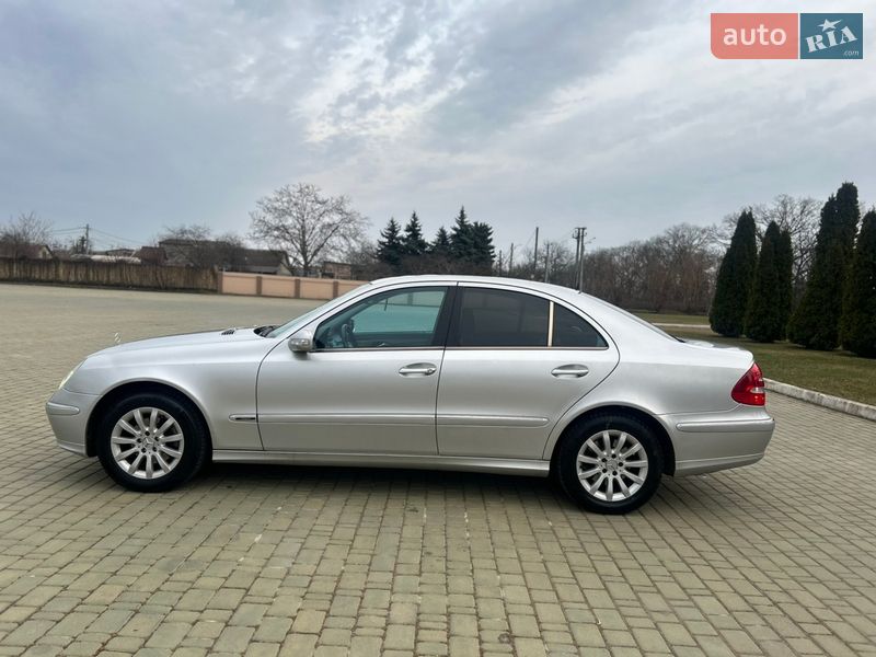 Седан Mercedes-Benz E-Class 2004 в Одессе