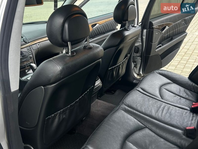 Седан Mercedes-Benz E-Class 2004 в Одессе