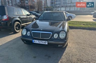 Седан Mercedes-Benz E-Class 2001 в Черкасах