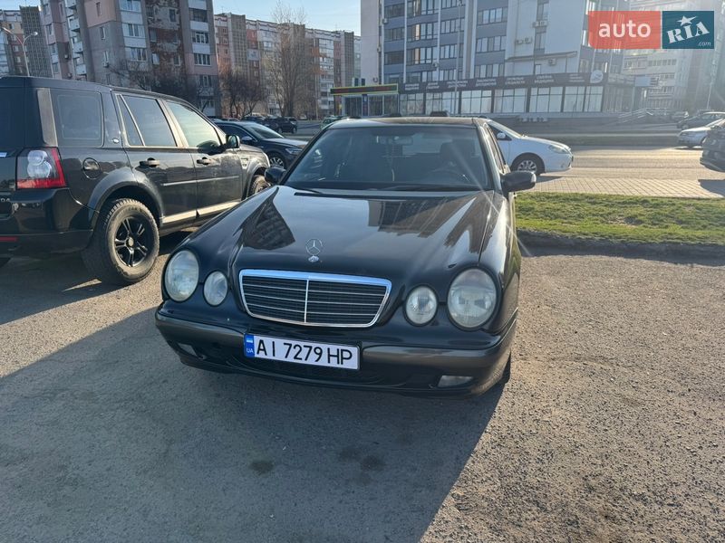 Mercedes-Benz E-Class 2001