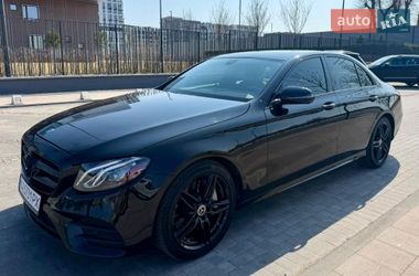 Седан Mercedes-Benz E-Class 2017 в Киеве