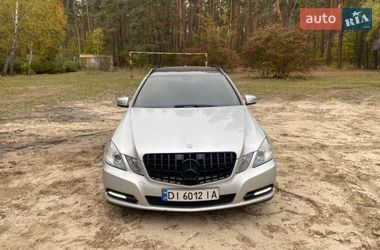 Универсал Mercedes-Benz E-Class 2011 в Киеве
