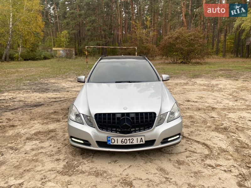 Mercedes-Benz E-Class 2011