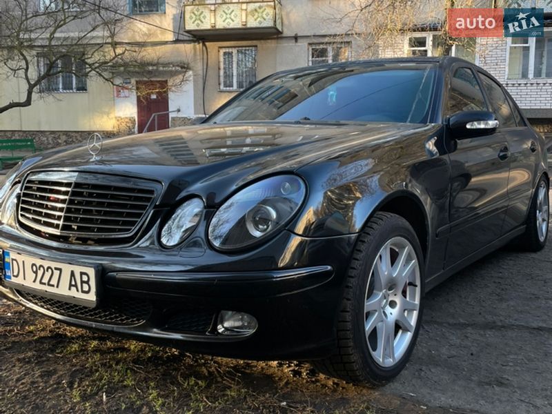 Седан Mercedes-Benz E-Class 2004 в Арцизе