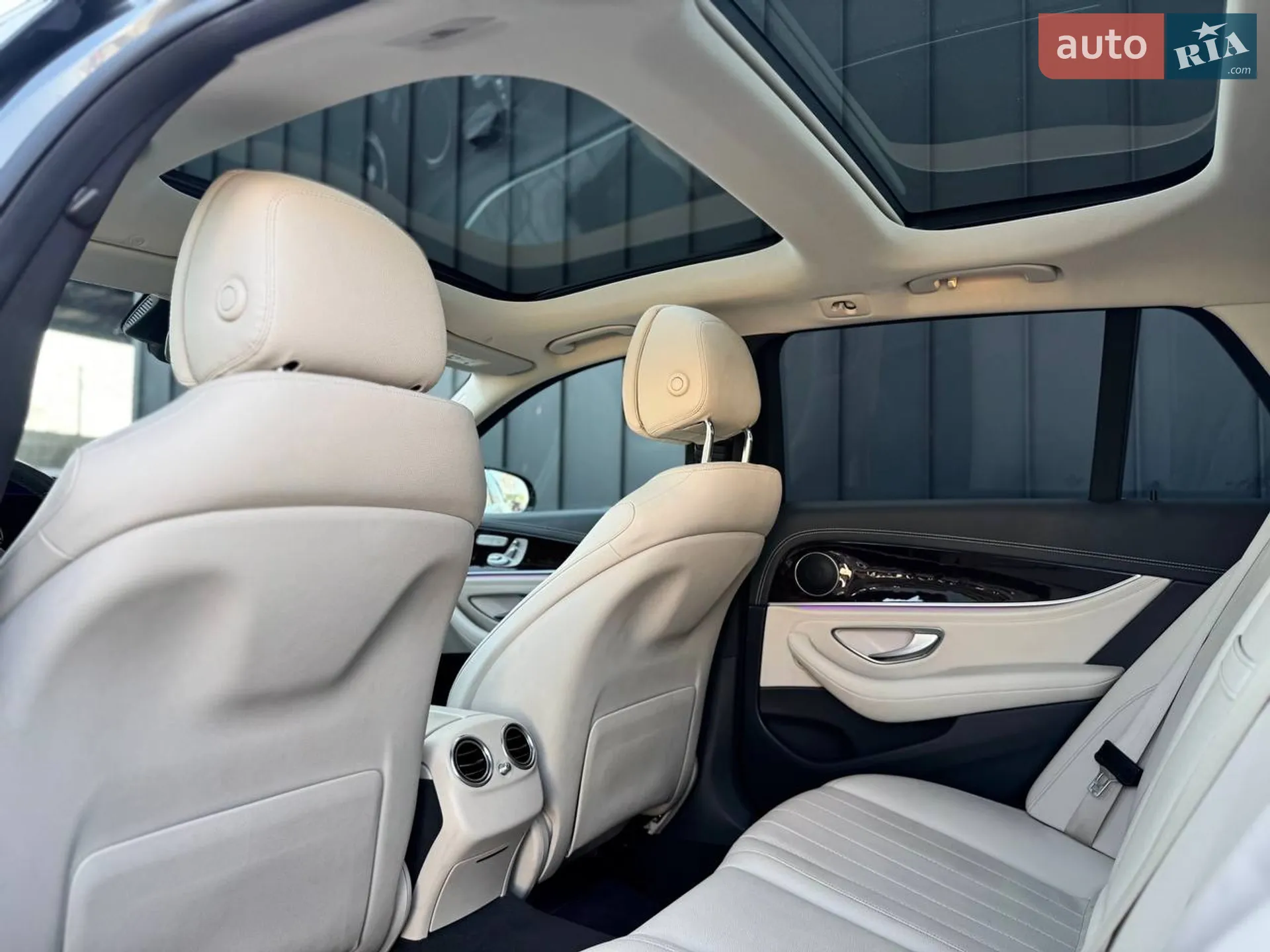 2020 Mercedes-Benz E-klasse - мініатюра 17