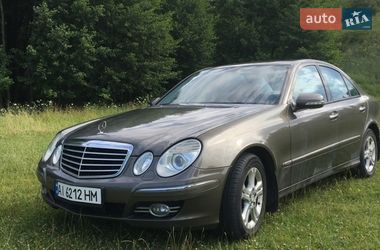 Седан Mercedes-Benz E-Class 2008 в Києві